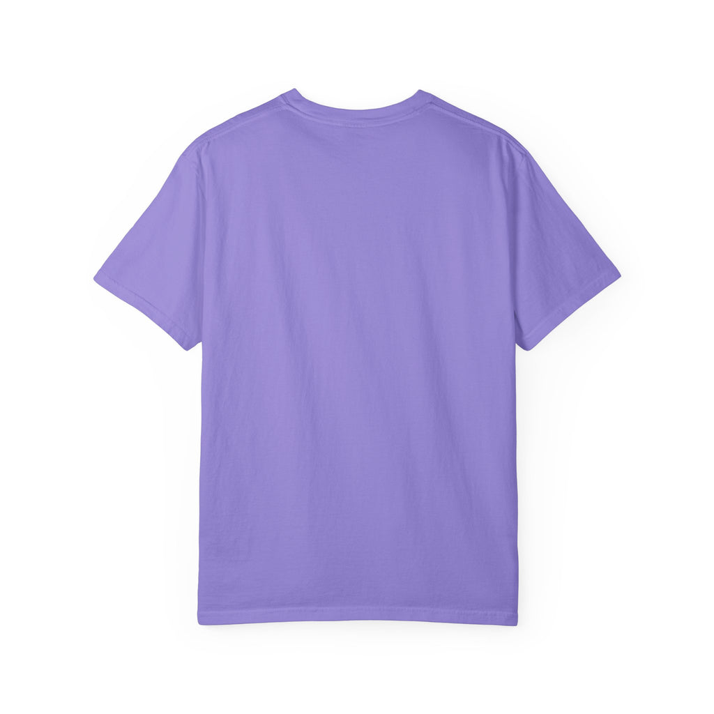T‑Shirt — "She's Rotting and So Beautiful" Graphic Tee